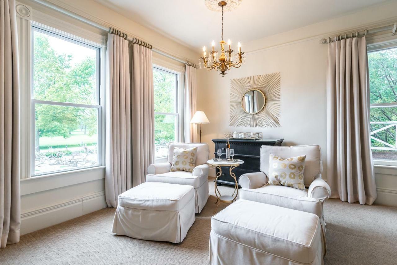 Lakewinds Country Manor Bed and Breakfast Niagara-on-the-Lake Exterior foto