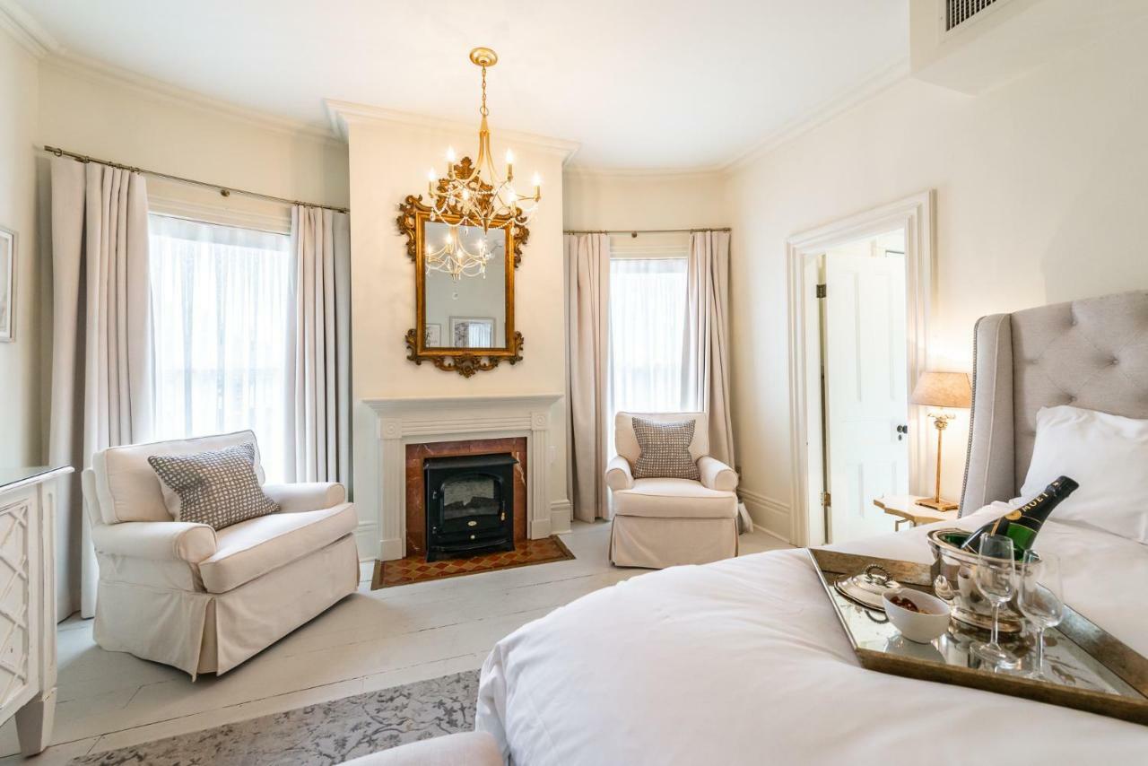 Lakewinds Country Manor Bed and Breakfast Niagara-on-the-Lake Exterior foto