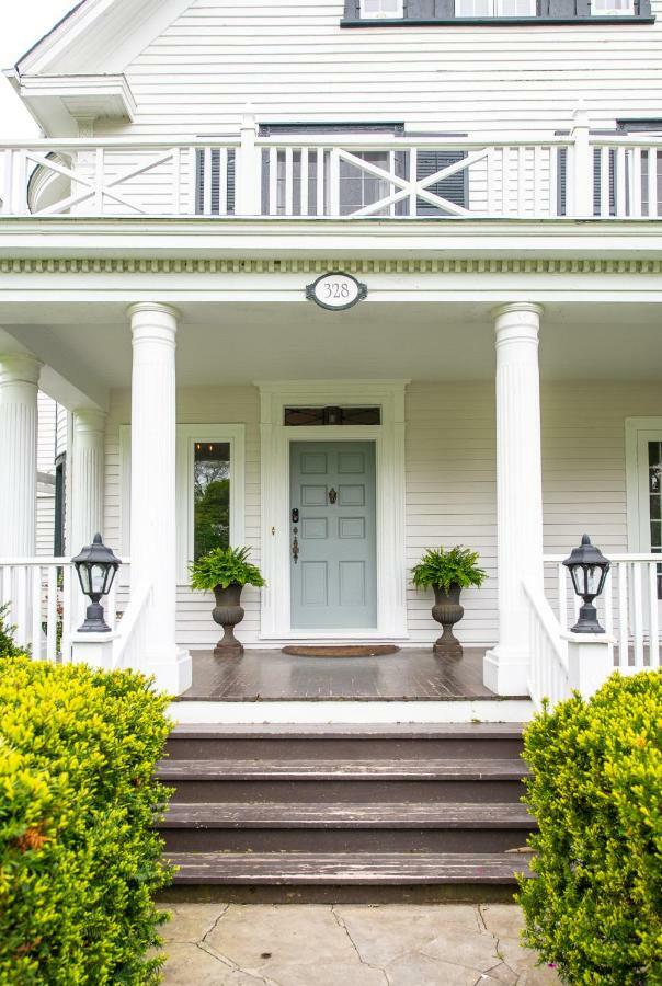 Lakewinds Country Manor Bed and Breakfast Niagara-on-the-Lake Exterior foto