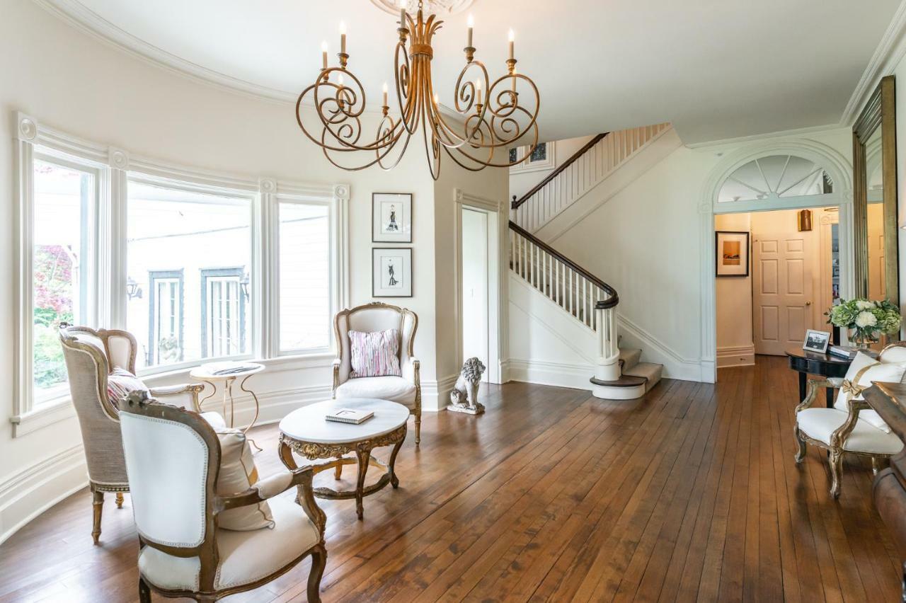 Lakewinds Country Manor Bed and Breakfast Niagara-on-the-Lake Exterior foto